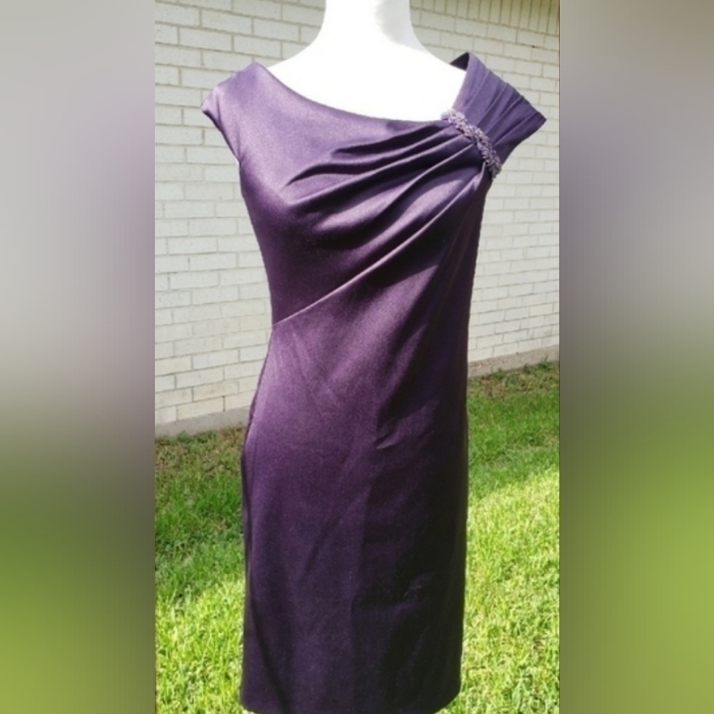 PATRA DRESS - Picture 1 of 10